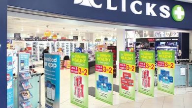 Clicks Greenstone store closure notice, encouraging job seekers to apply for Shop Assistant and Cashier roles.